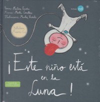 ¡Este niño está en la Luna!