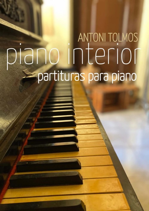 Piano interior. Parituras para piano